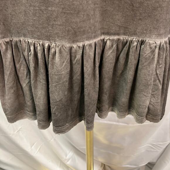 Dantelle Oil Dye Ruffle Hem Tunic‎ Top Grey Womens small Drop Waist Boho Grunge - Picture 5 of 13